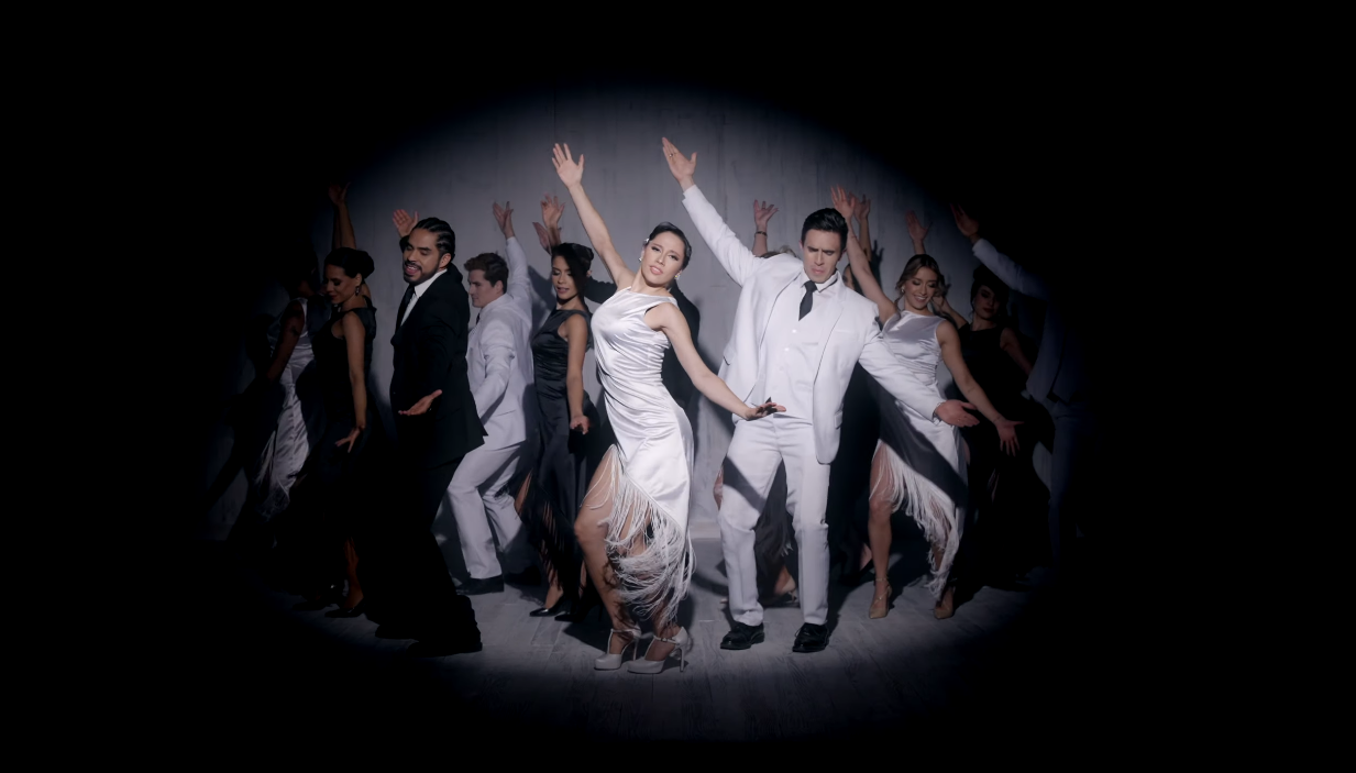 MAnuel Turizo y Bailarines - El DEspertador